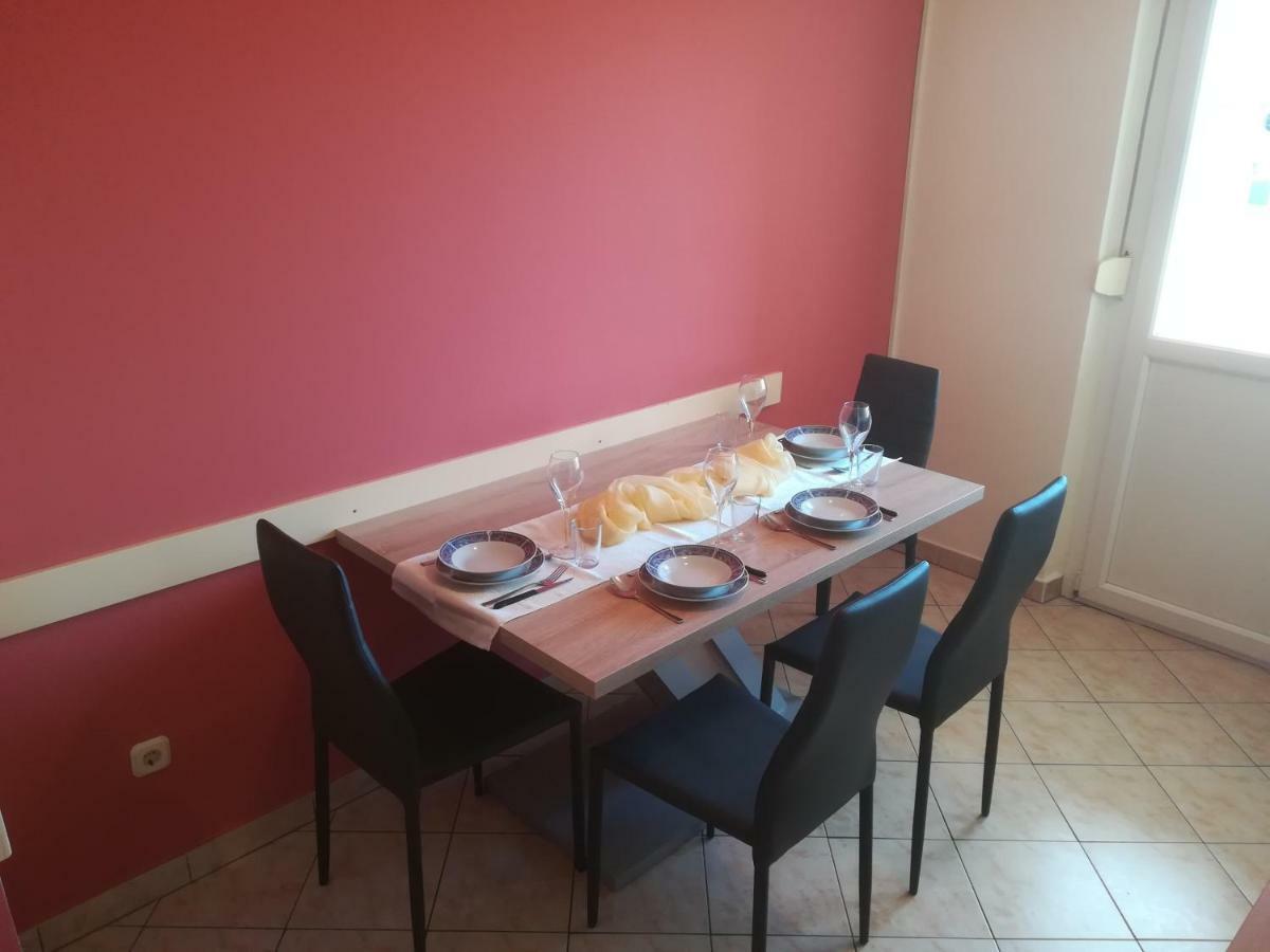 Apartment Antonela Σίμπενικ Εξωτερικό φωτογραφία